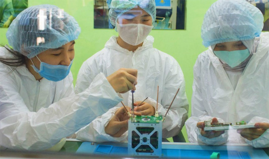 Only One in Three Science and Engineering Researchers Is a Woman, the UN Denounces