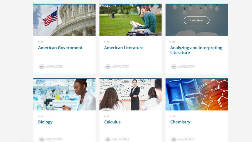 La plataforma en línea “Freshman Year for Free” supera los 400.000 alumnos La plataforma en línea “Freshman Year for Free” supera los 400.000 alumnos