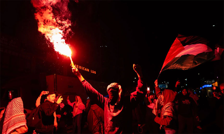 Pro-Palestinian Protests Sweep U.S. College Campuses Following Arrests at Columbia, NYU, and Yale