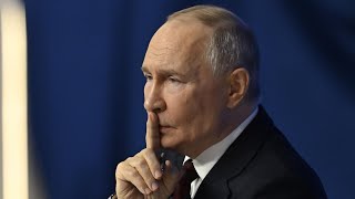 The EU approves a massive loan for Ukraine.