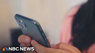 USA: Bipartisan support grows for national ban on social media for teenagers