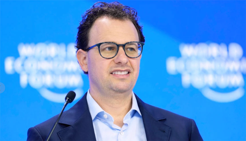 Trump llama a Anthropic una “compañía radical de izquierda y despierta” y ordena al gobierno dejar de usar su tecnología de IA