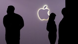 Apple’s Foldable Phone On Track for September Launch